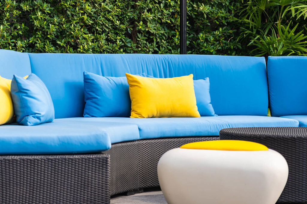 Top 5 Plastic Furniture Pieces for Your Backyard